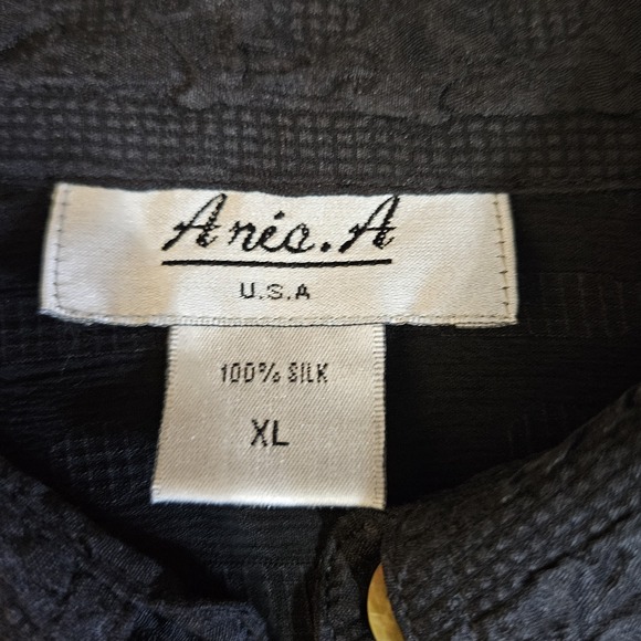 Anis A. Silk Top XL Women's Black Vintage Textured 3/4 Sleeves MOP Buttons - Picture 7 of 8